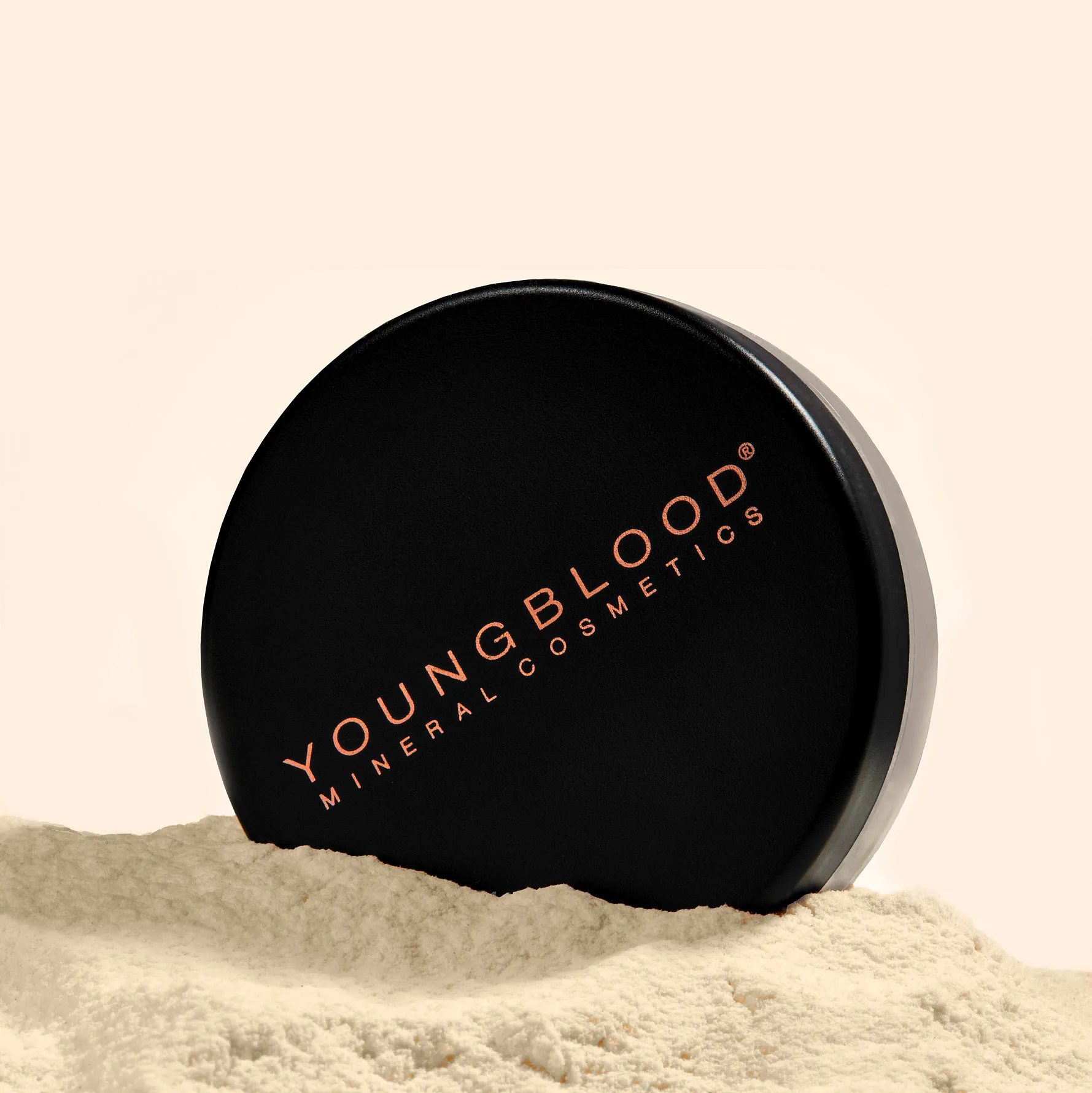 YOUNGBLOOD – Pearl Loose Mineral Foundation (fairest shade, warm undertone) - Image 3