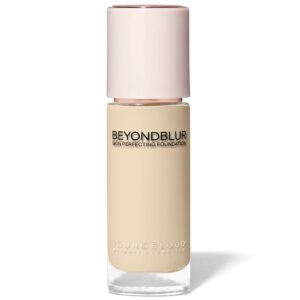 Youngblood Beyondblur Perfecting Foundation LW2 (Light with warm undertones)
