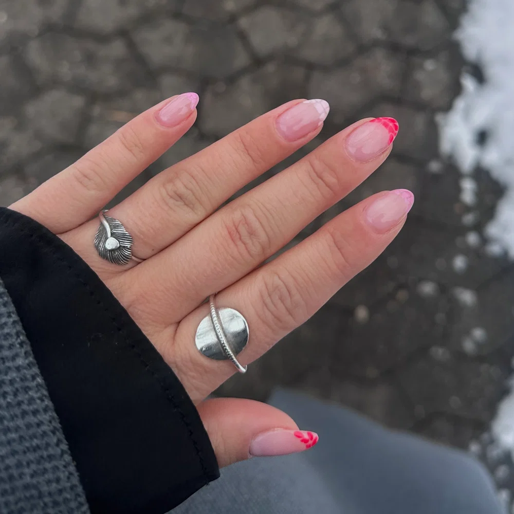 Gel Polish 19 - Bubblegum Pink - Image 2