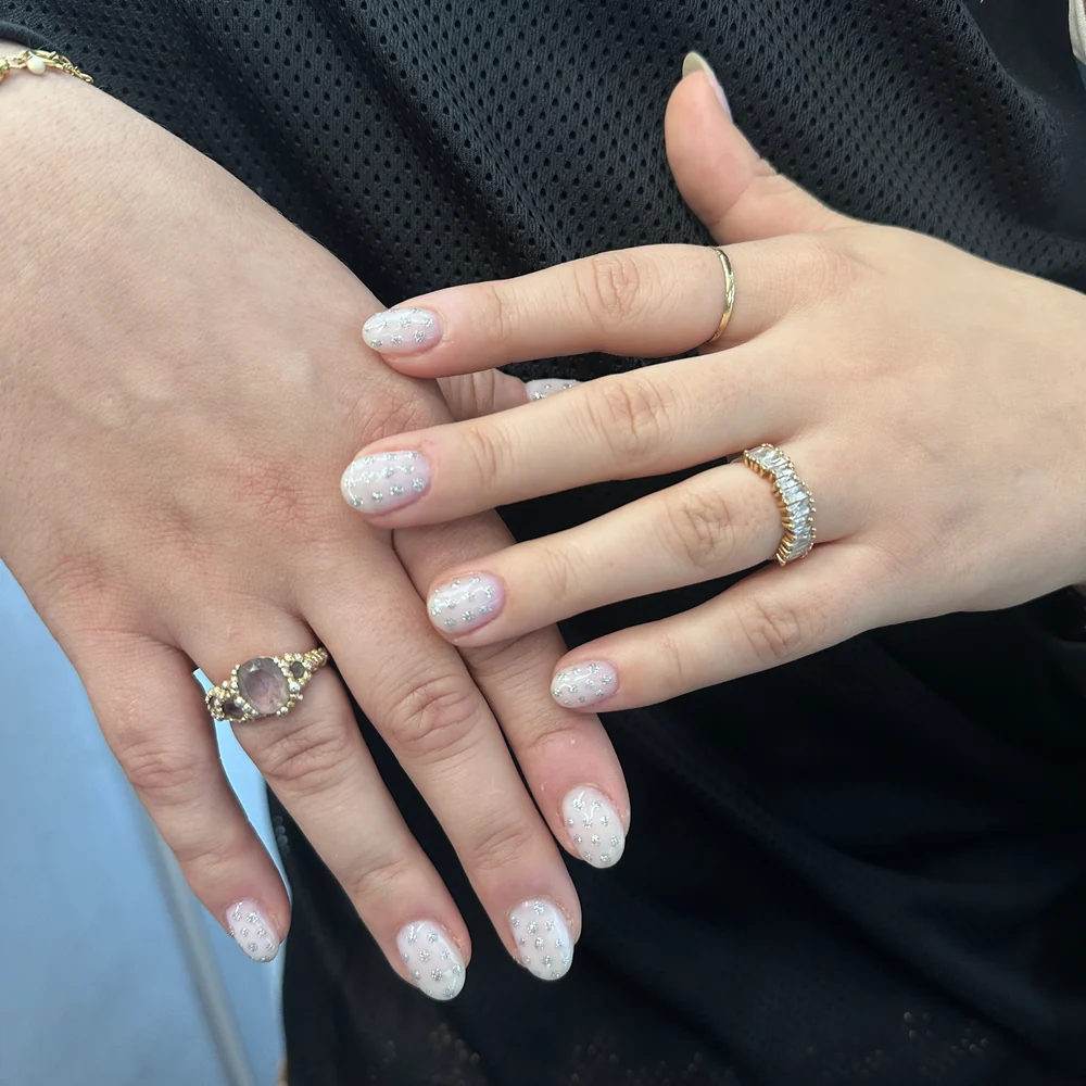 Gel Polish Glimmer 336 - Silver Infused Lavender Shine - Image 2
